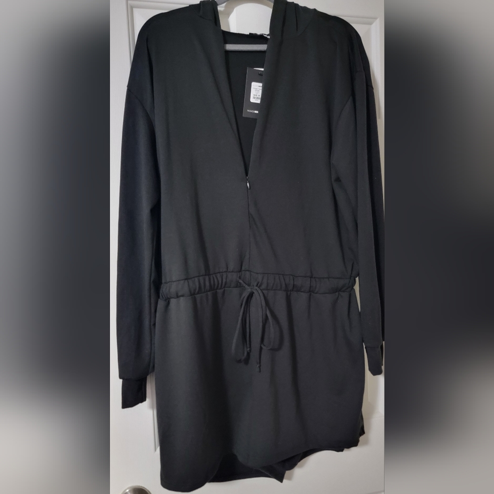 Short romper long sleeve hoodie